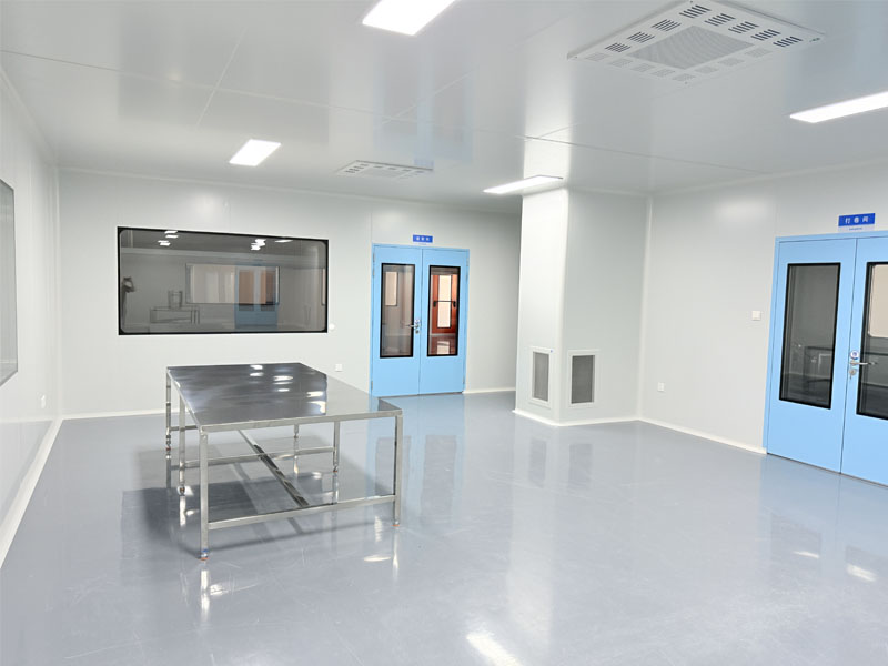 揚(yáng)州澳護(hù)醫(yī)療二類醫(yī)療器械手術(shù)衣10萬級無菌車間完工